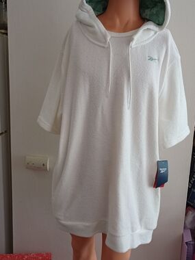 Reebok White Hooded Terry Short Sleeve Pullover
